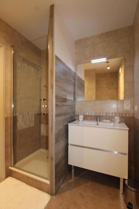 Petit Appartement Confortable 沙托布尔 外观 照片